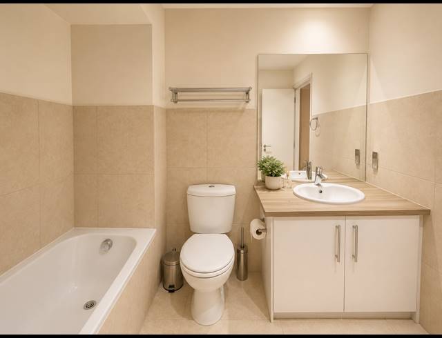 2 BEDROOM APARTMENT FOR SALE IN CAPE TOWN CITY CENTRE
